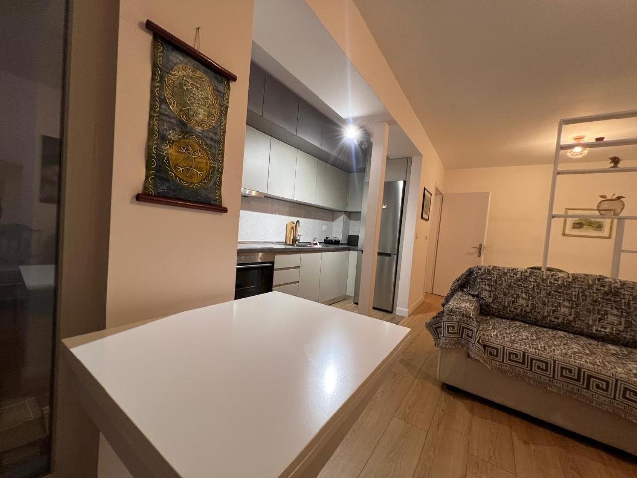 Dream Apartament Tirana Esterno foto