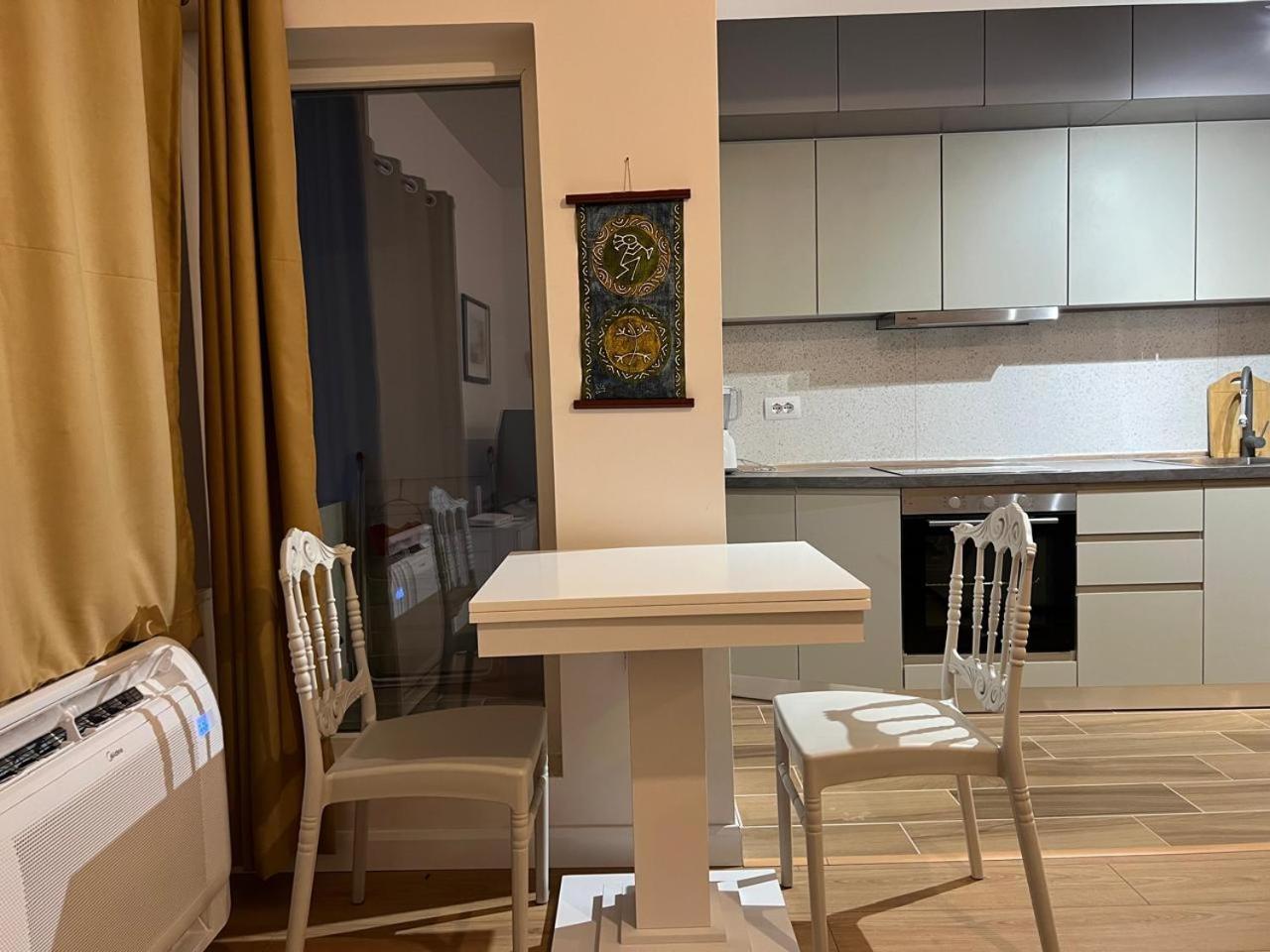 Dream Apartament Tirana Esterno foto
